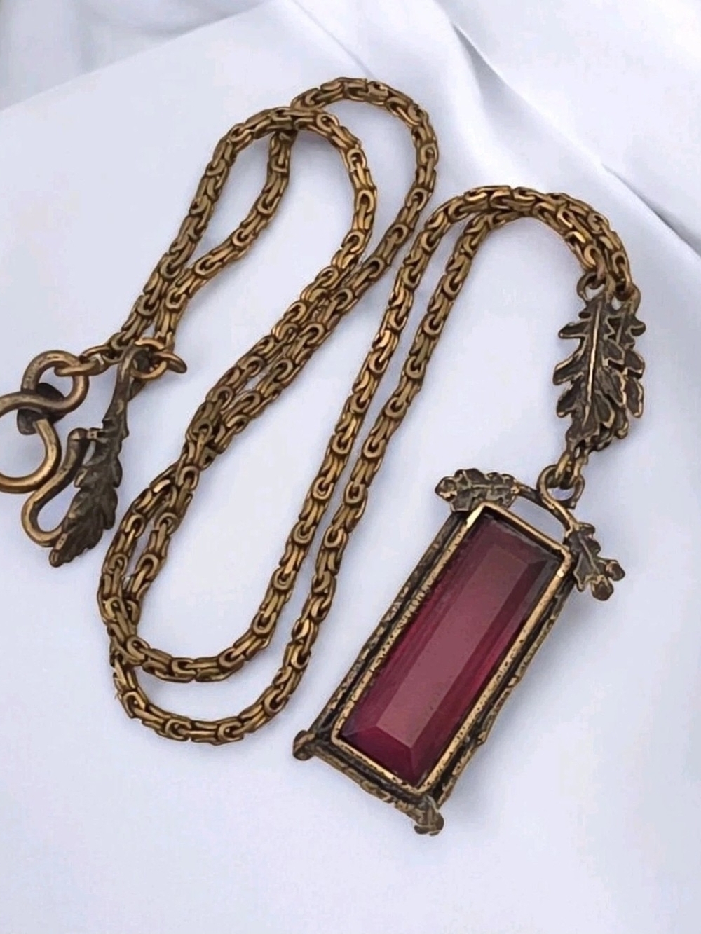 Extasia Ruby Red Glass Pendant Necklace Victorian Art Nouveau Oak Leaf Signed 17